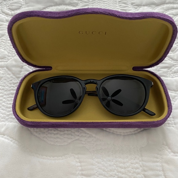 Gucci Sunglasses - Picture 1 of 7